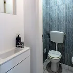 Pensionat Guestready - Beachside House With Ocean View Ponta Delgada