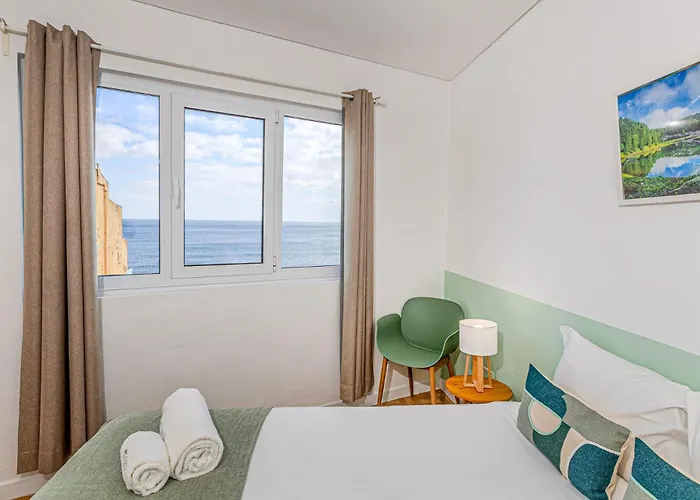 Guestready - Beachside House With Ocean View 3*